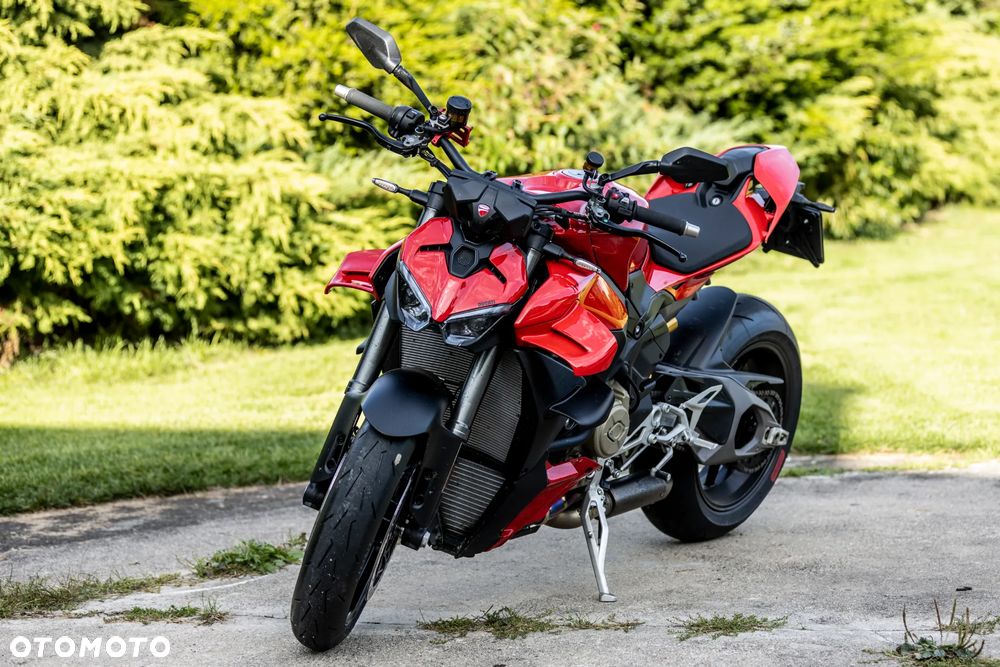 Ducati Streetfighter V4 - 2