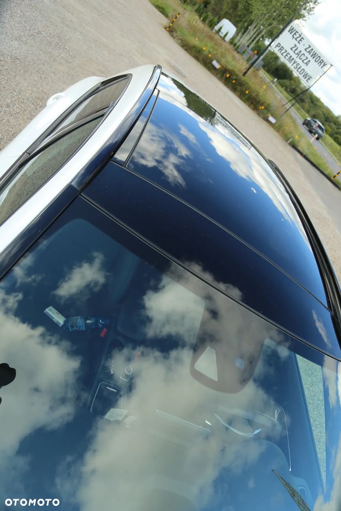 Mercedes-Benz GLA - 9