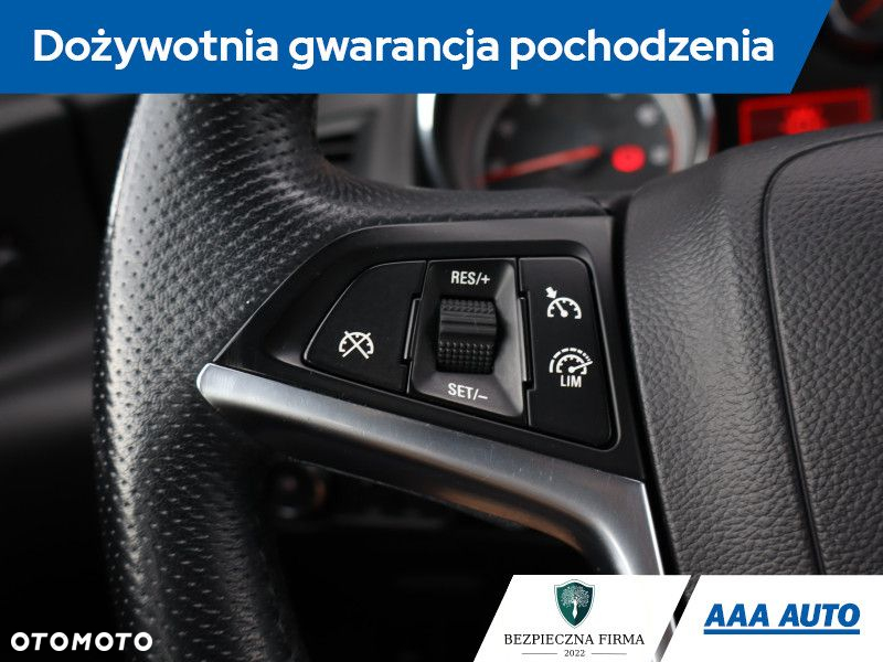 Opel Astra - 20