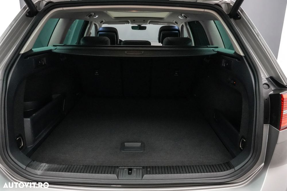 Volkswagen Passat 1.4 TSI DSG GTE - 28