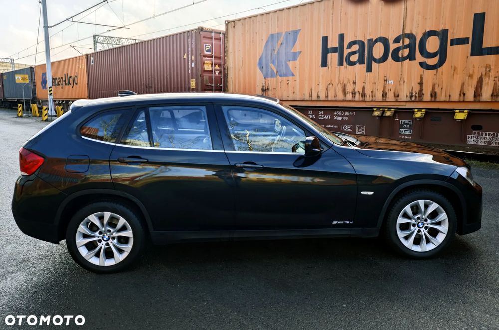 BMW X1 sDrive18d Sport Line - 24