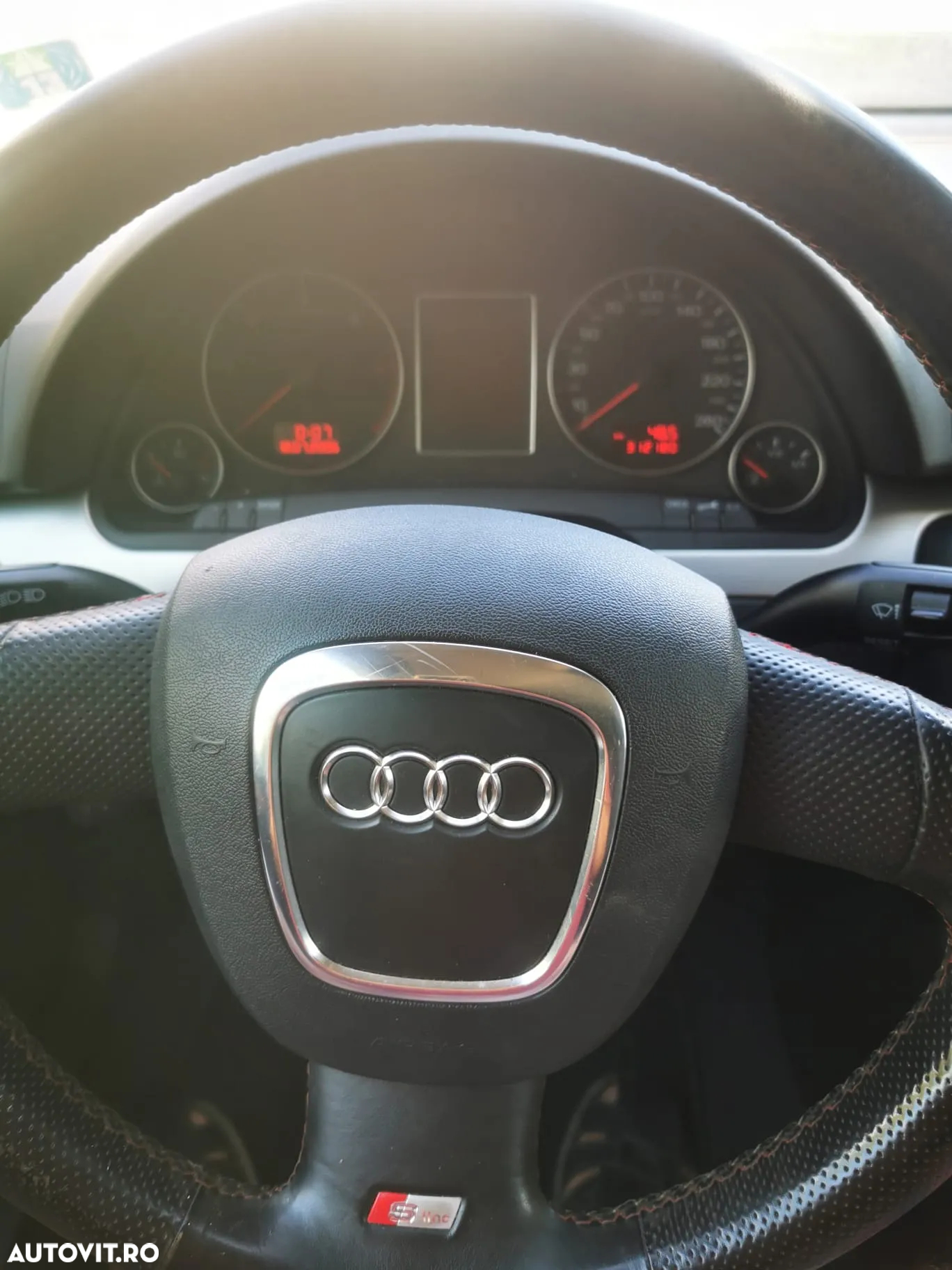 Audi A4 Avant 2.0 TDI DPF - 17