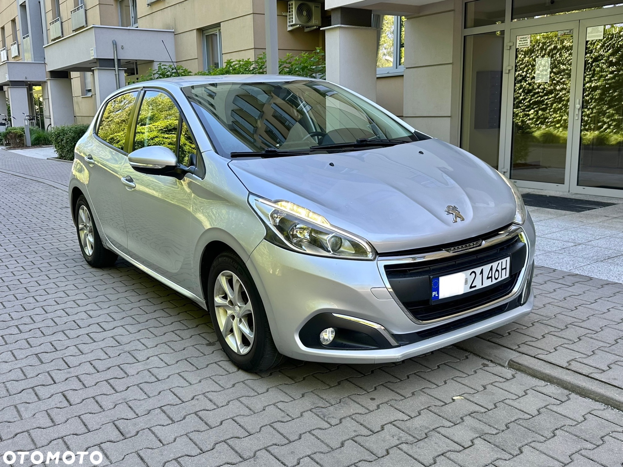 Peugeot 208 1.2 PureTech GPF Allure S&S EAT6 - 2