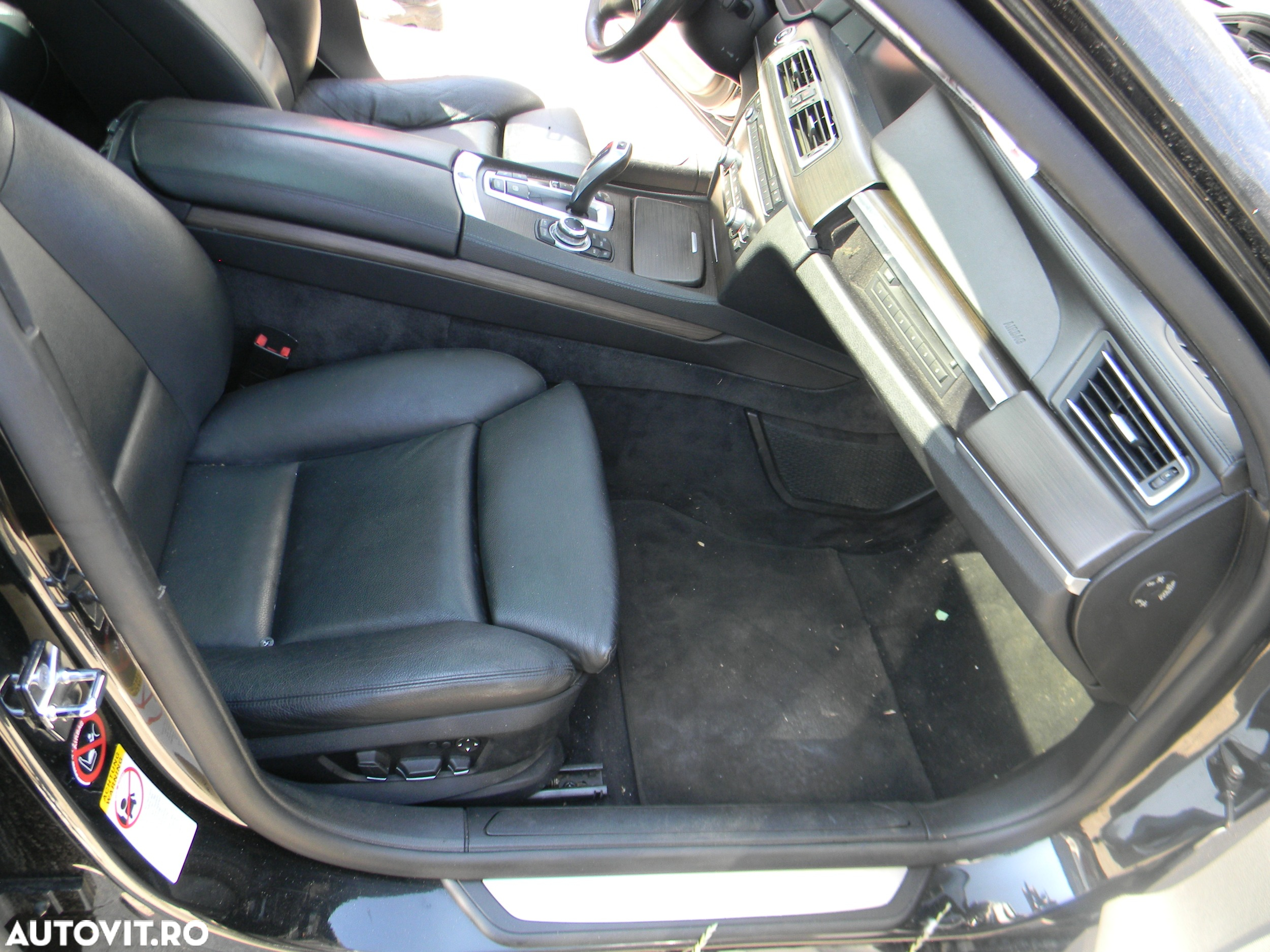 Dezmembrari  BMW 7 (F01, F02, F03, F04)  2008  > 2015 750 i Benzina - 26