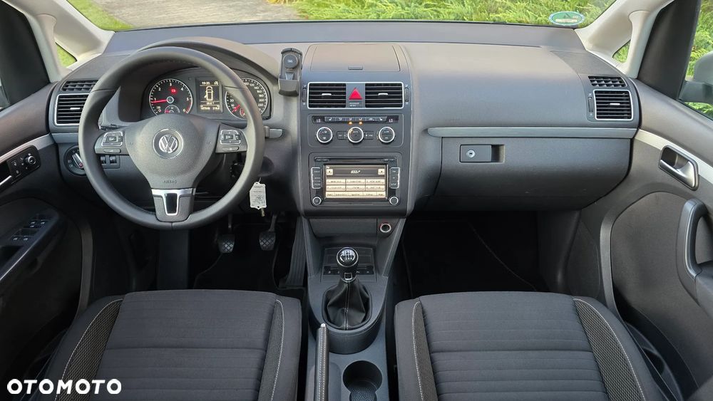 Volkswagen Touran 2.0 TDI DPF Cup - 13