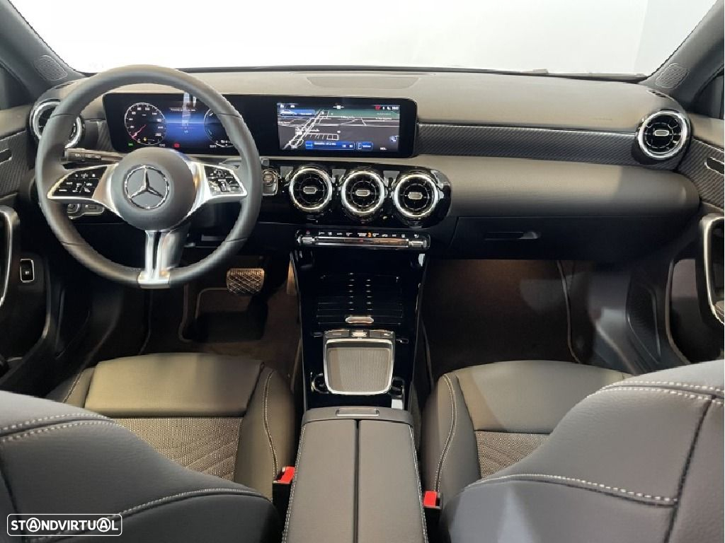 Mercedes-Benz A 250 e - 11