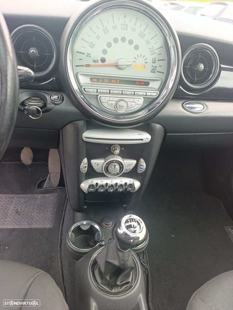 MINI 3 Portas Cooper D 50 Camden - 12