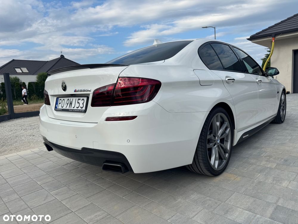 BMW Seria 5 M550d xDrive - 6