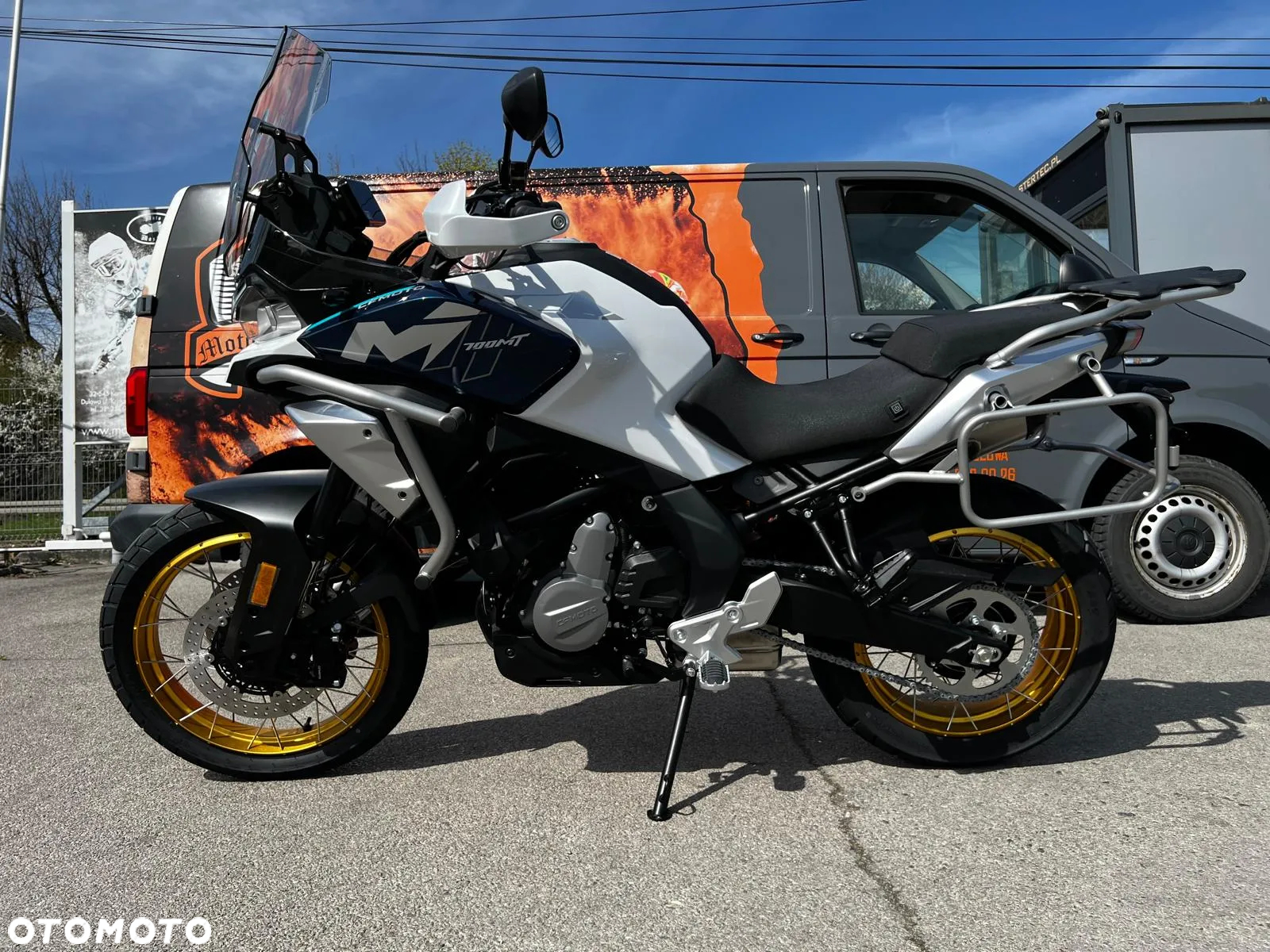 CFMoto MT - 17
