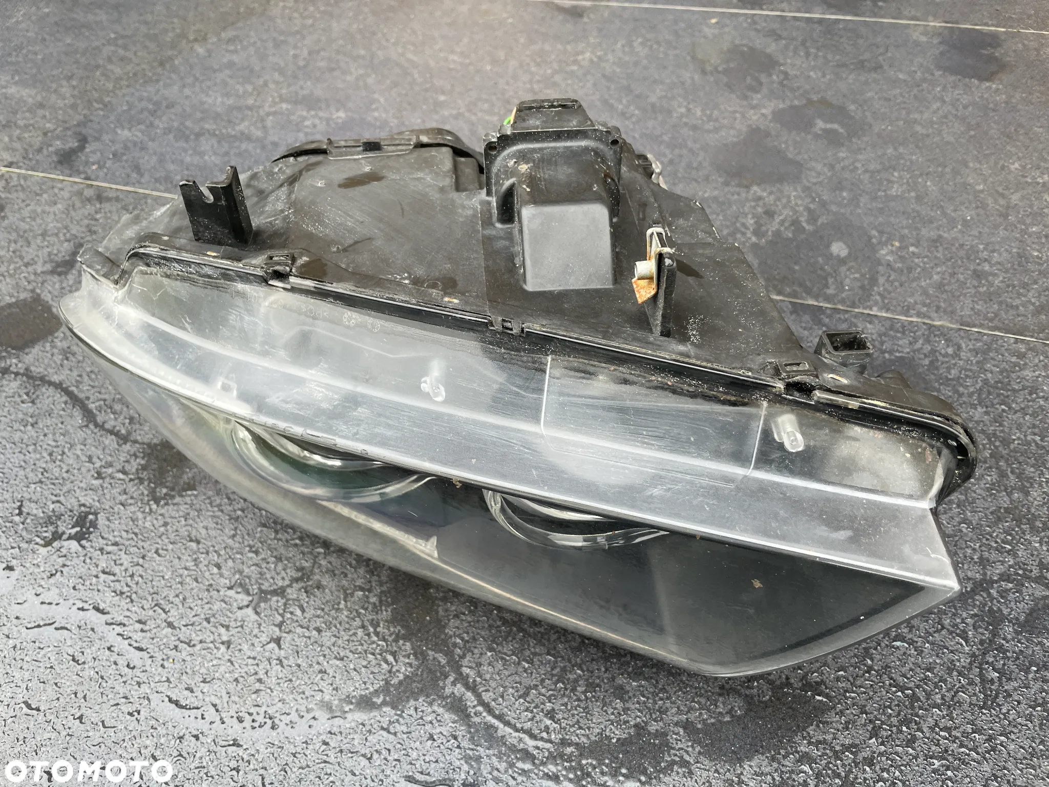 BMW 3 III E90 E91 LAMPA LEWA reflektor lewy XENON NIESKRĘTNY KOMPLETNA 6942737 - 7