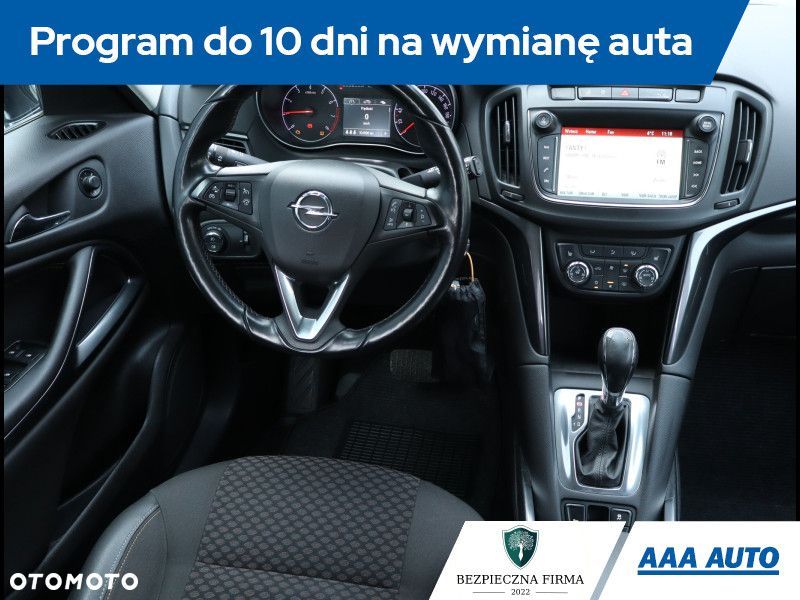 Opel Zafira - 8