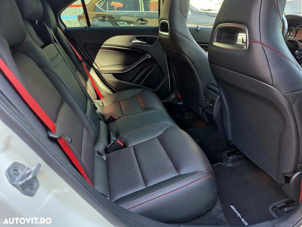 Mercedes-Benz A 45 AMG 4Matic AMG Speedshift 7G-DCT - 8