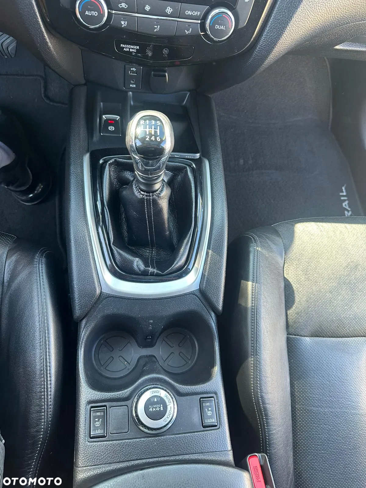Nissan X-Trail 1.6 DCi Tekna 4WD EU6 - 19