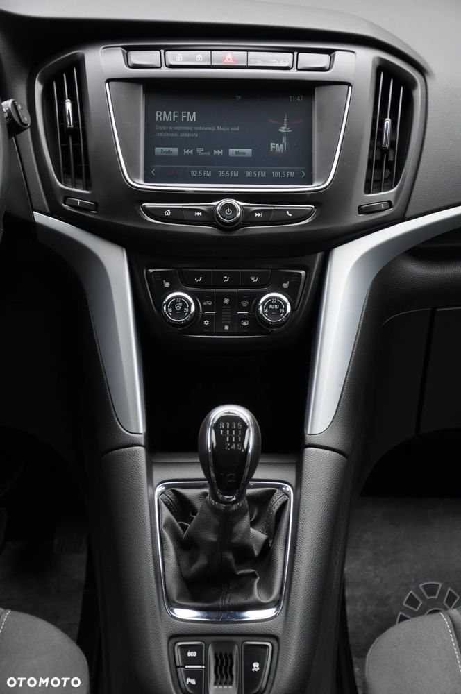 Opel Zafira 2.0 D (CDTI ecoFLEX) Start/Stop Innovation - 29