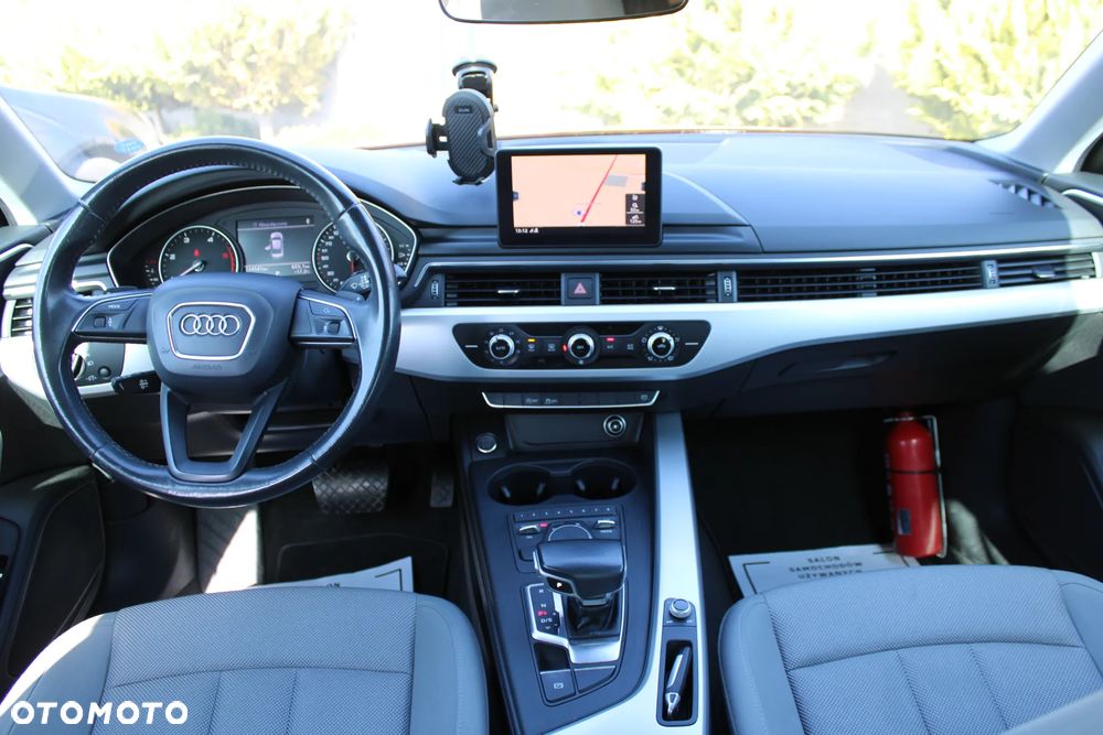 Audi A4 Limousine 2.0 TDI S tronic design - 29