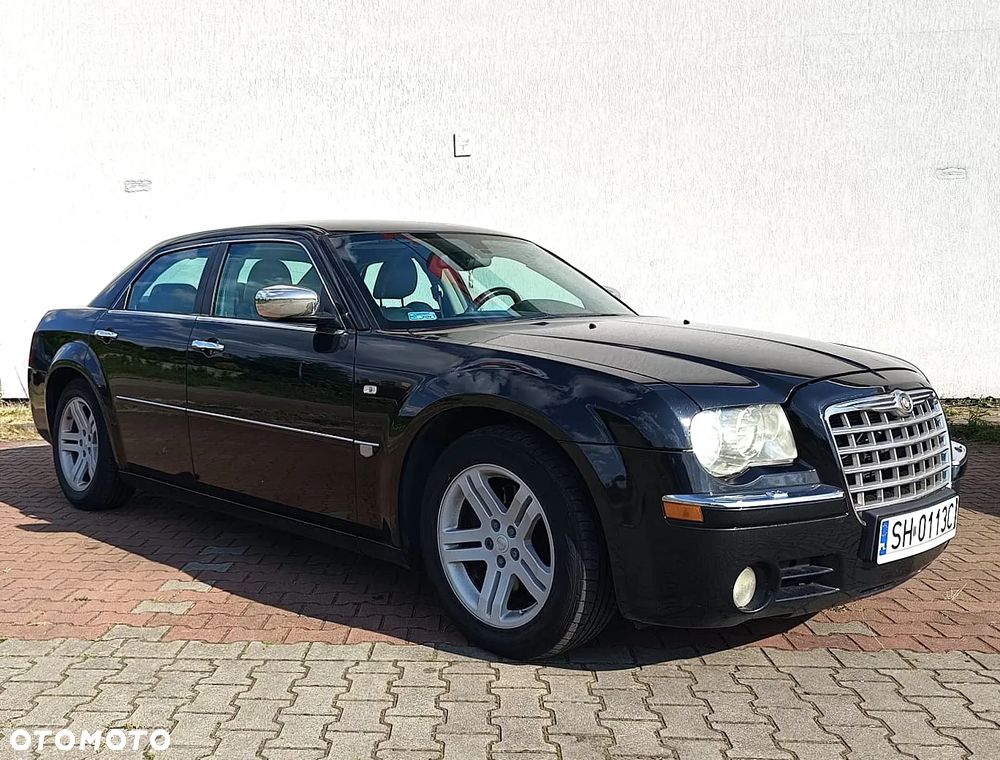 Chrysler 300C 3.5 V6 - 6
