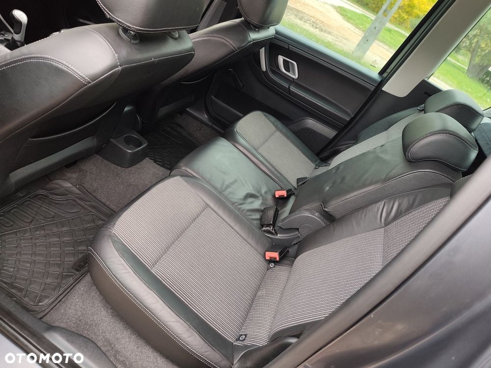 Skoda Roomster - 11