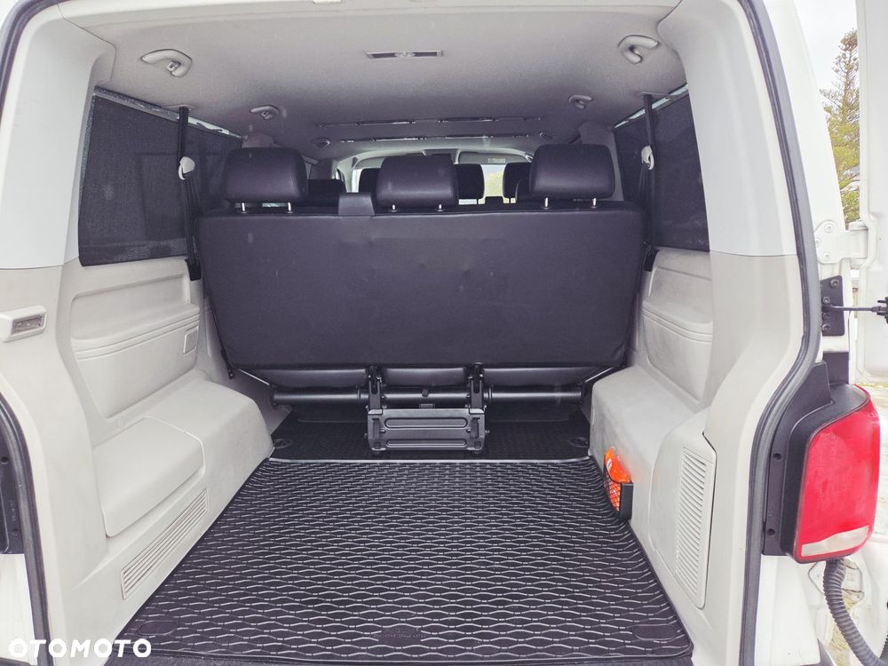 Volkswagen Caravelle 2.0 TDI L2 Comfortline DSG - 8