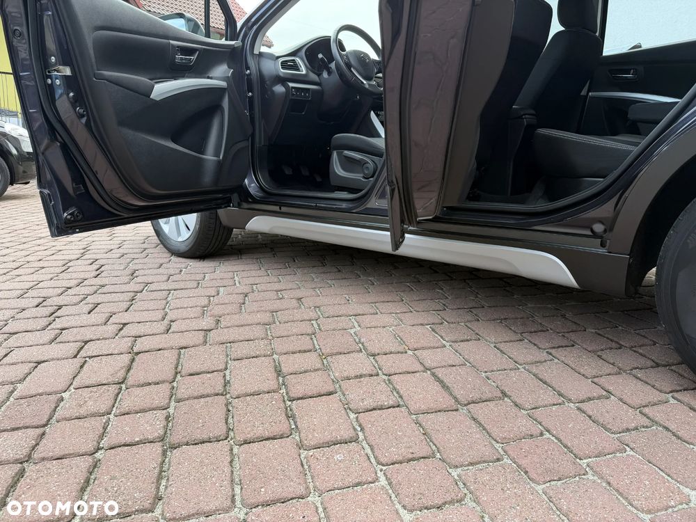 Suzuki SX4 S-Cross 1.6 VVT 4x2 limited+ - 26