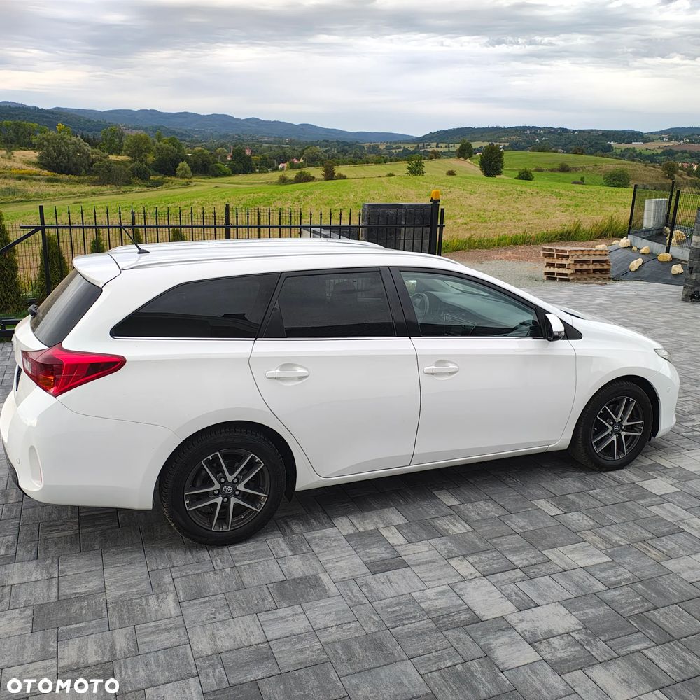Toyota Auris 2.0 D-4D Premium Comfort - 8