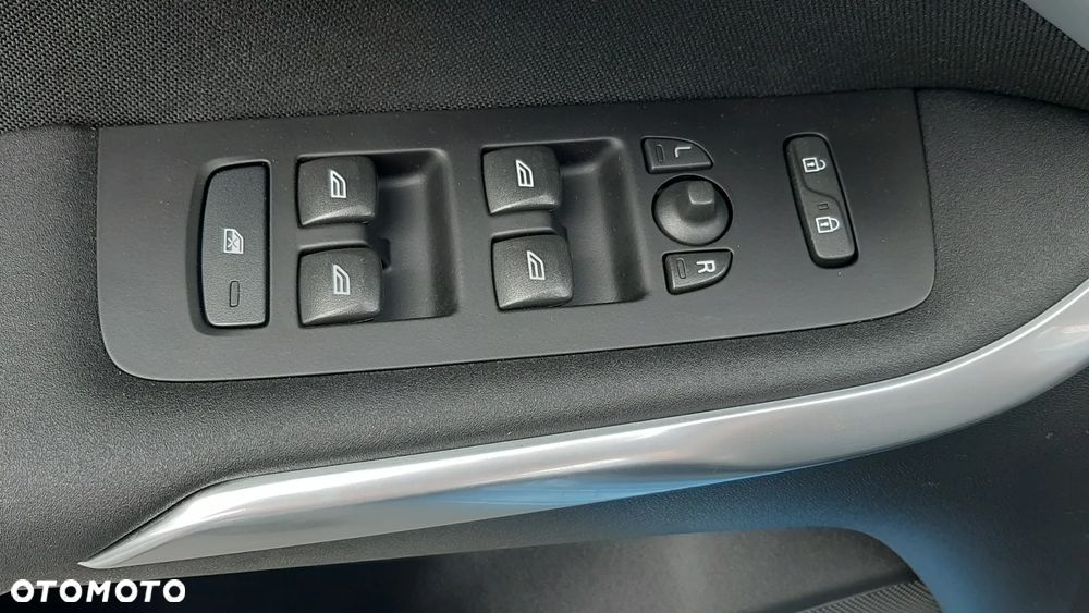 Volvo V40 T4 Momentum - 8