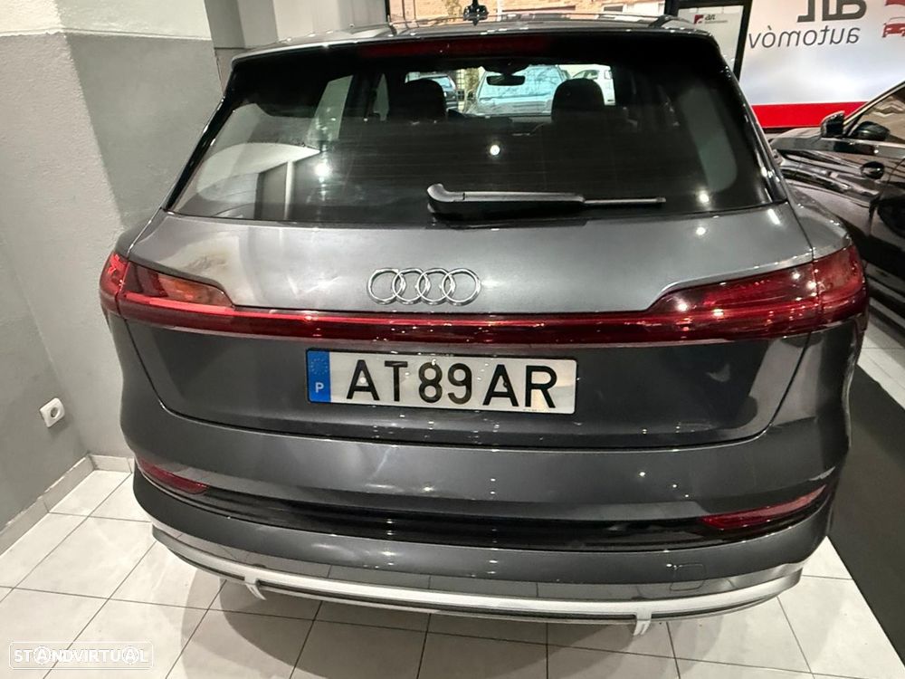 Audi e-tron 55 quattro S line - 9