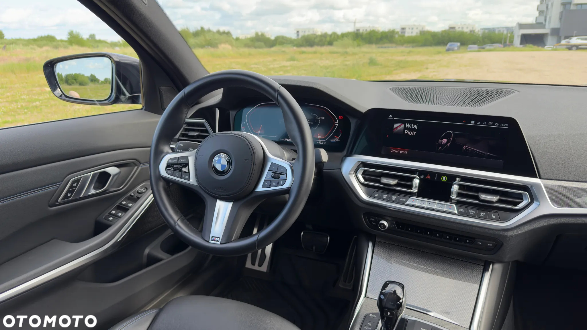 BMW Seria 3 318i Sport - 9