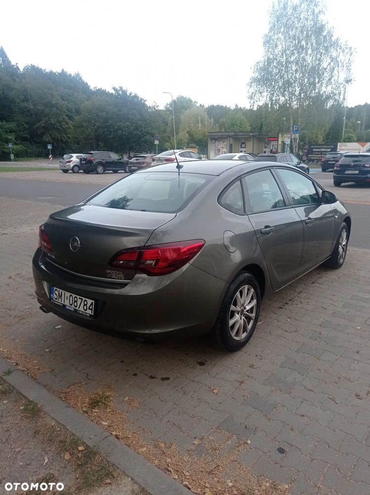 Opel Astra 1.4 T S&S EU6 - 13