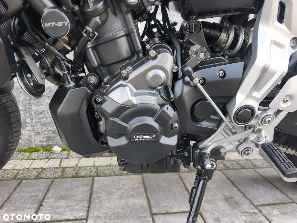 Yamaha MT - 19
