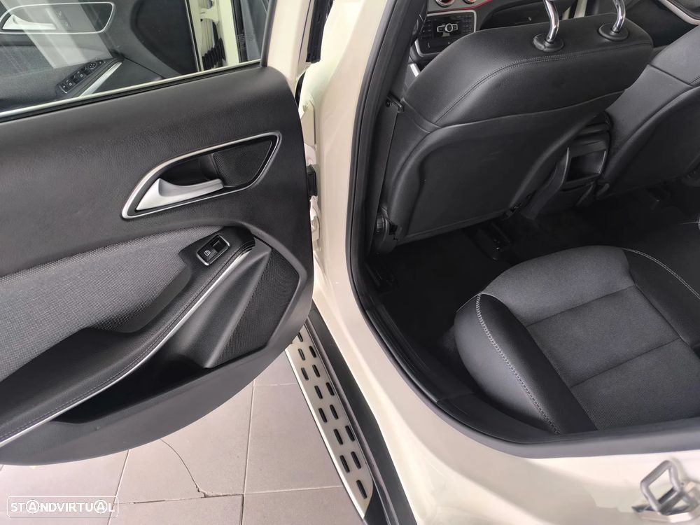 Mercedes-Benz GLA 200 CDi Style - 14