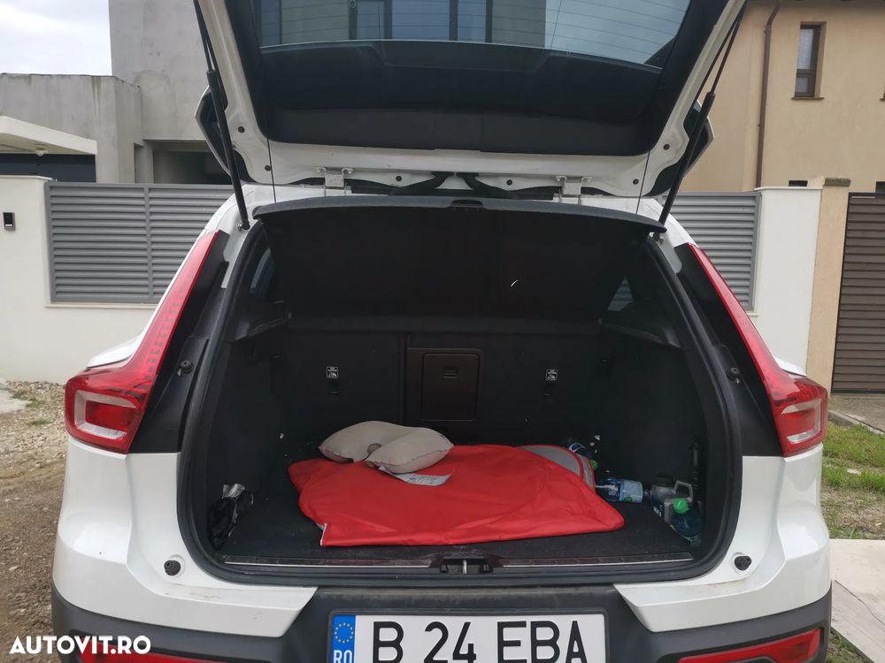 Volvo XC 40 D4 AWD Inscription - 5