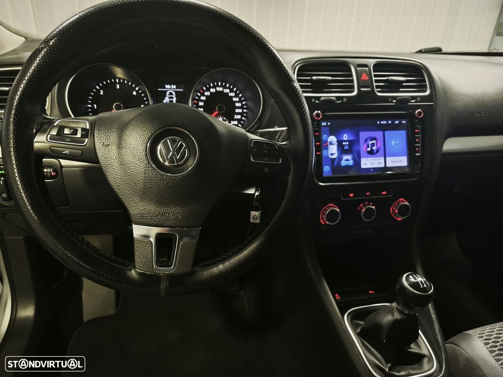 VW Golf Variant 1.6 TDi Confortline - 4
