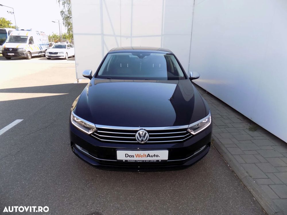Volkswagen Passat 2.0 TDI SCR DSG Comfortline - 8