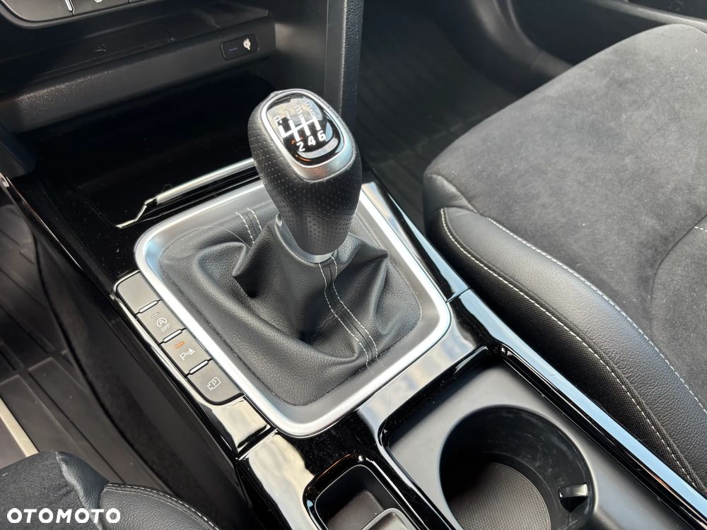 Kia ProCeed 1.5 T-GDI GT Line - 10
