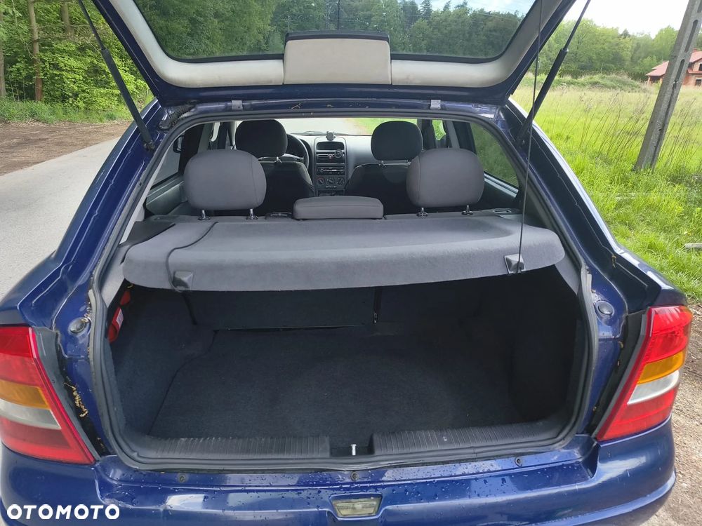 Opel Astra 1.4 Sport - 13