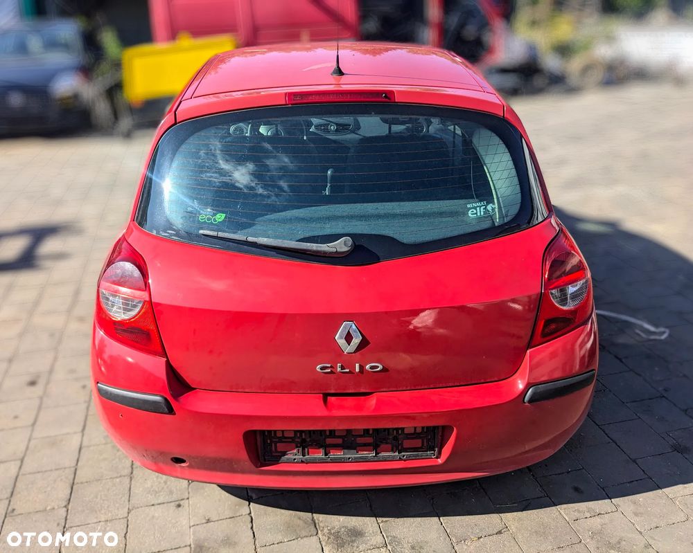 Renault Clio III 1.5 DCI 2008 dv727 - 6