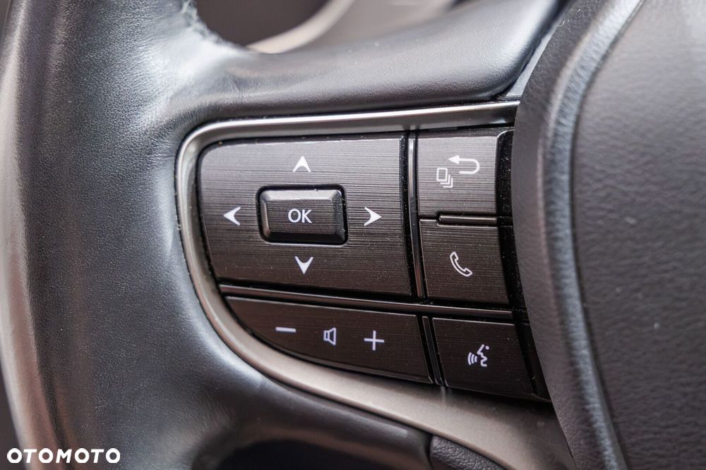 Lexus ES 300h Business Edition - 39