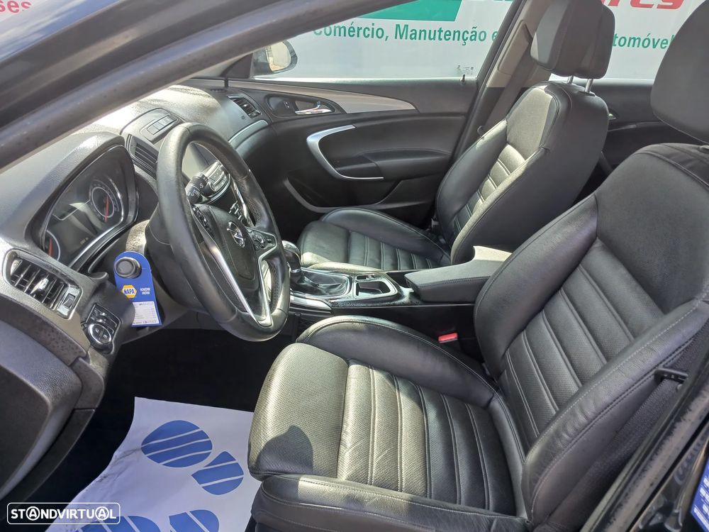 Opel Insignia Sports Tourer - 16
