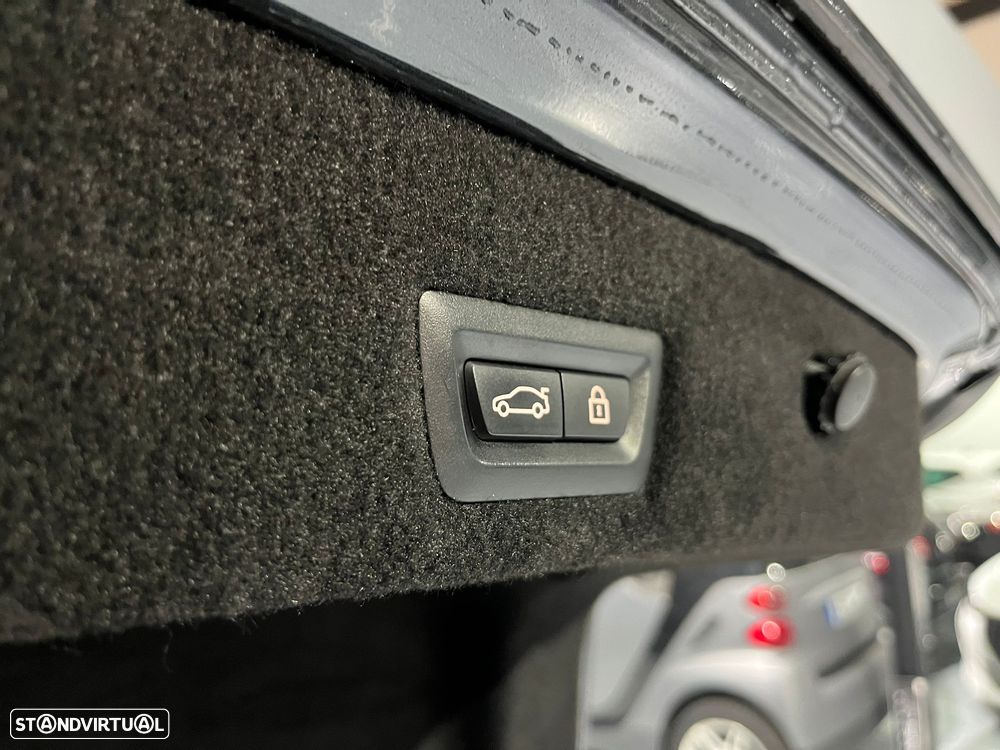 BMW 750 d xDrive Pack M Auto - 38