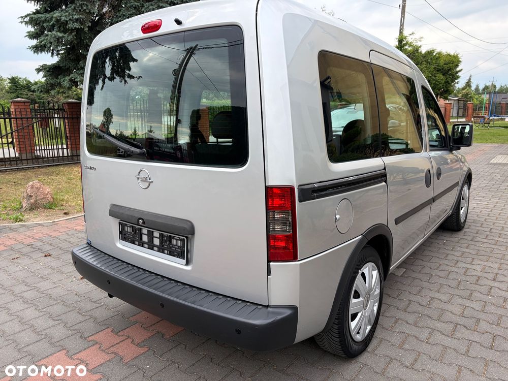 Opel Combo Tour Color Edition - 12