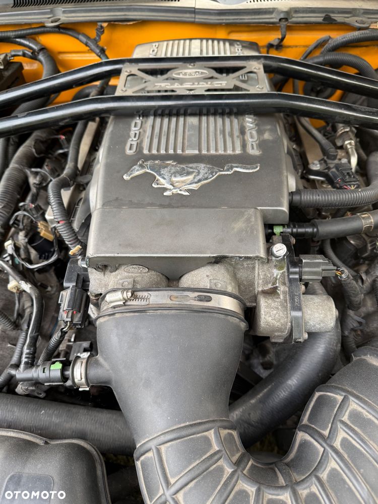 Ford Mustang 4.6 V8 GT - 11