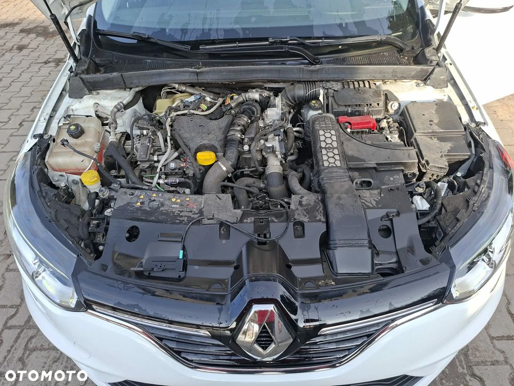 Renault Megane 1.5 Blue dCi Intens - 11