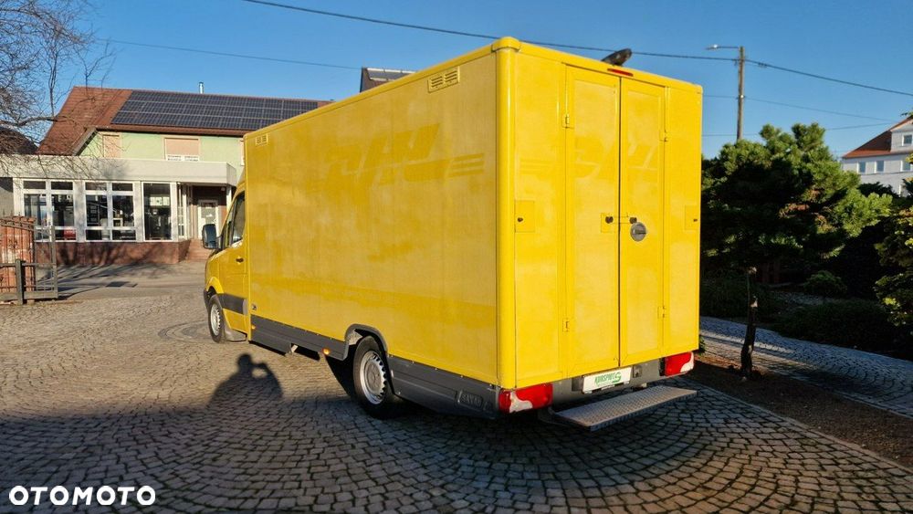 Mercedes-Benz Sprinter - 4