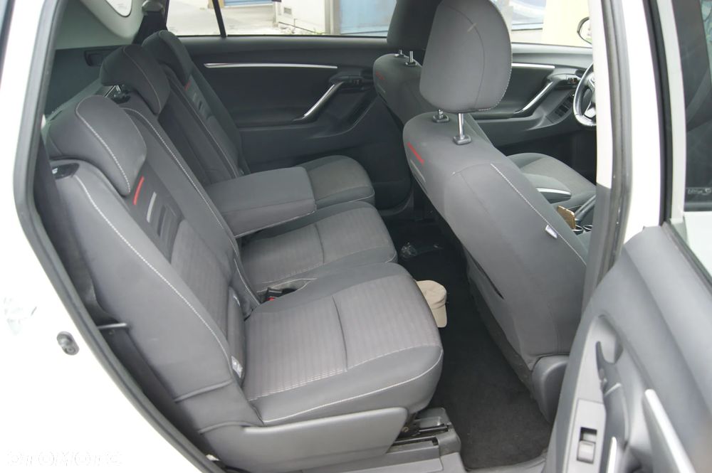 Toyota Verso 1.8 5-Sitzer Edition S+ - 9