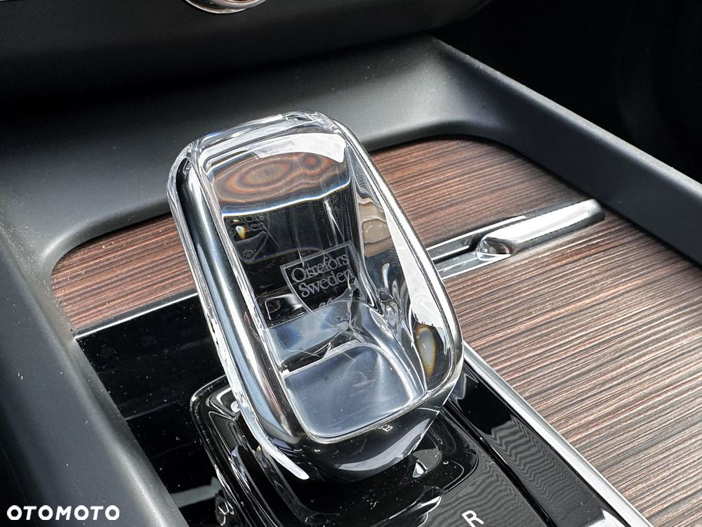 Volvo XC 60 - 24