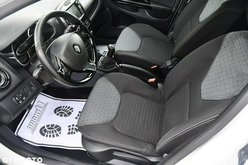 Renault Clio - 16