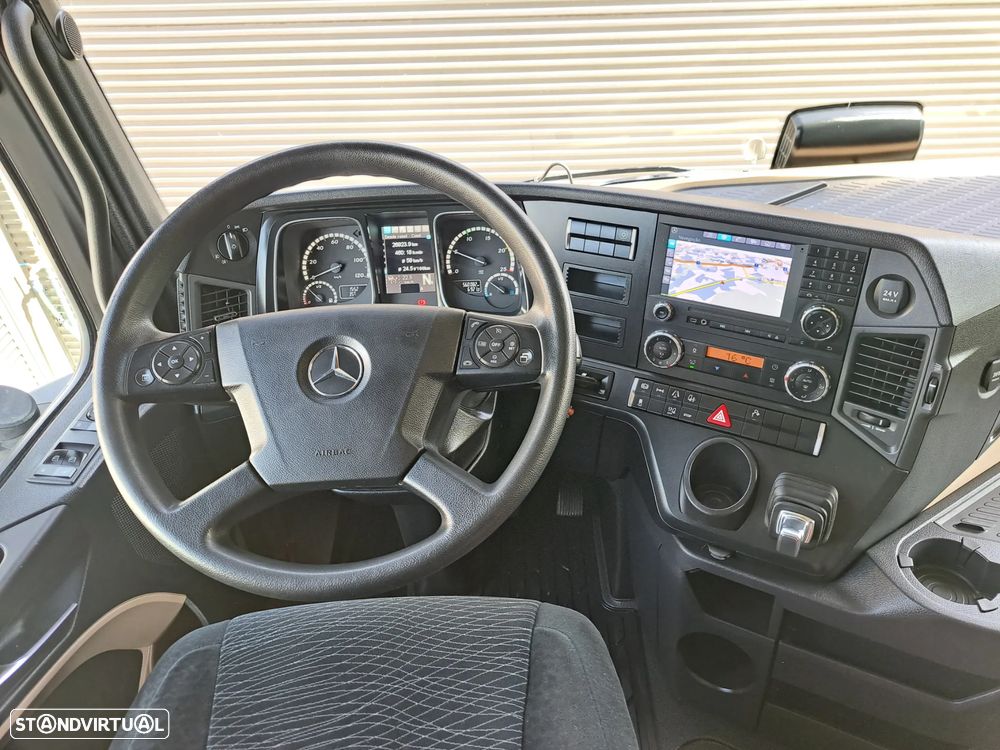 Mercedes Benz Actros 1840 Bluetec 6 18TN c/ Plataforma - 10
