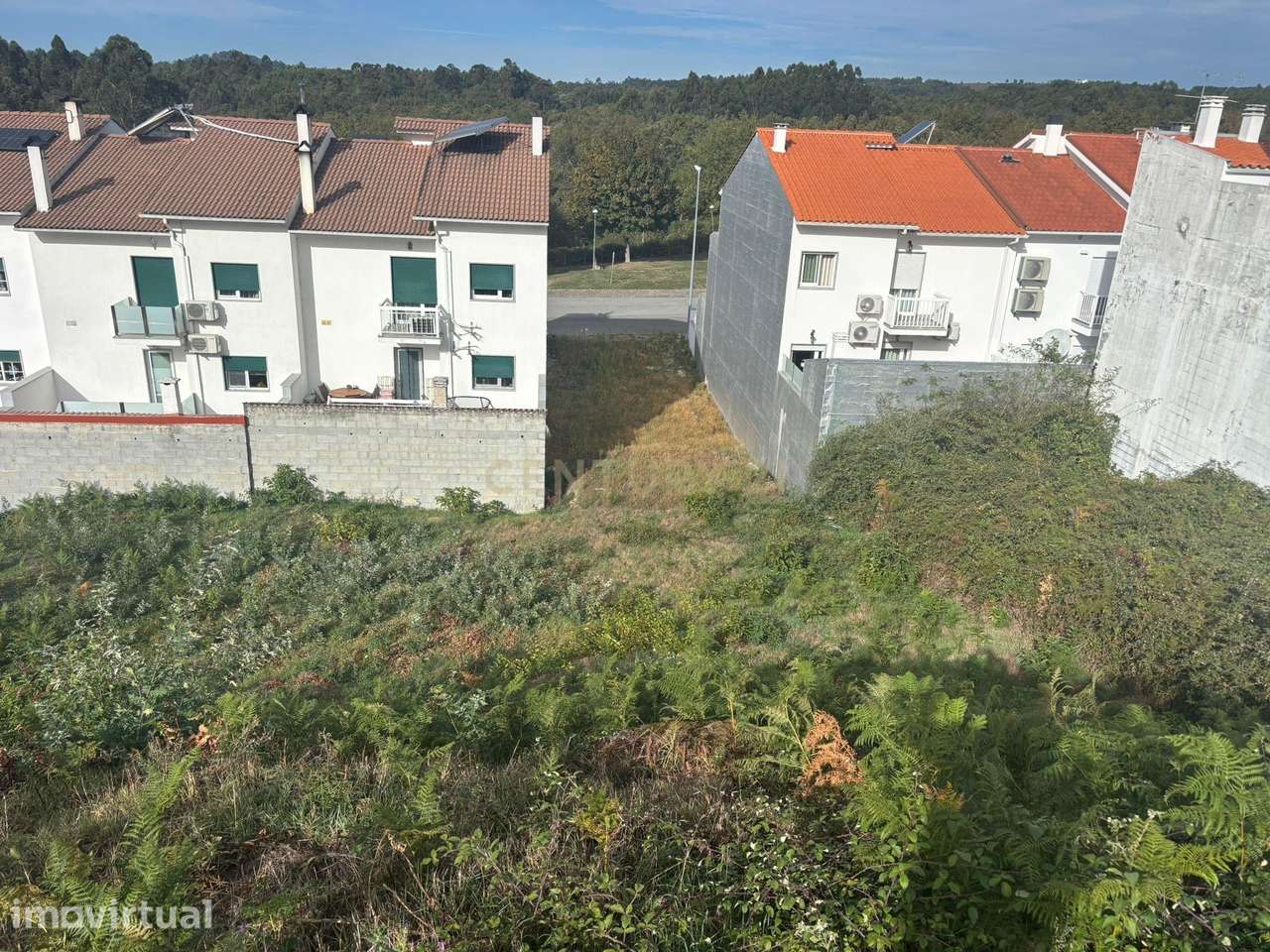 Lote para construção em Mundão, Viseu com boa localização - Grande imagem: 3/11