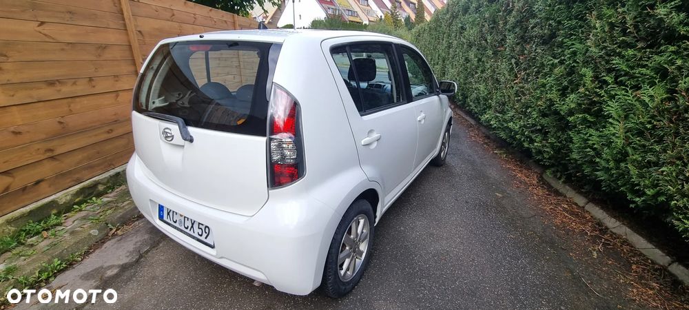 Daihatsu Sirion 1.3 CooLine - 10