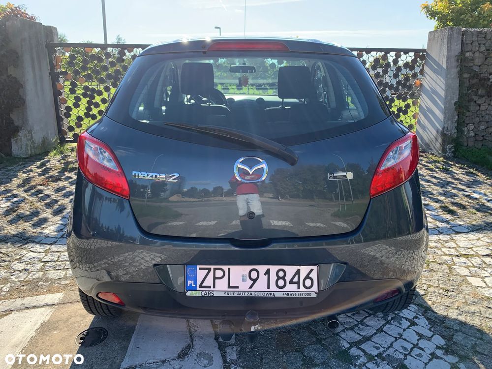 Mazda 2 - 16